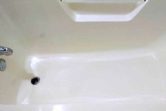 Refinishing Fiberglass Bathtub in Nashville - After