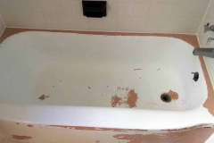 Painted Tub Refinished in Nashville - Before