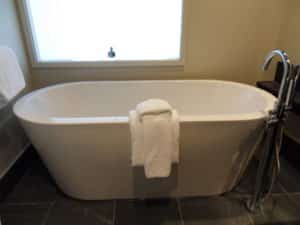 3 Reasons to Have Your Tub Refinished